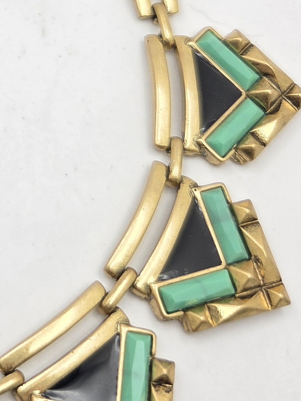 Stella & Dot Art Deco Statement Necklace Gold Tone Green Black Geometric 21" - Picture 12 of 16